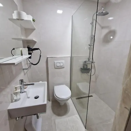 Apartments Saric Baska Voda Exterior photo